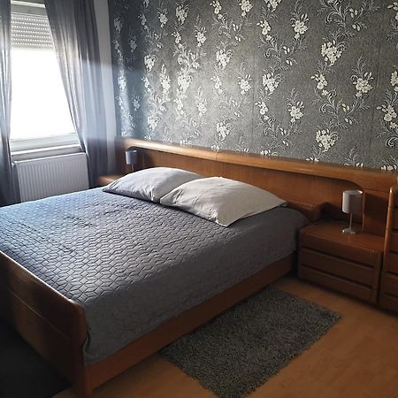 Gaestewohnung Pirmasens Eksteriør billede