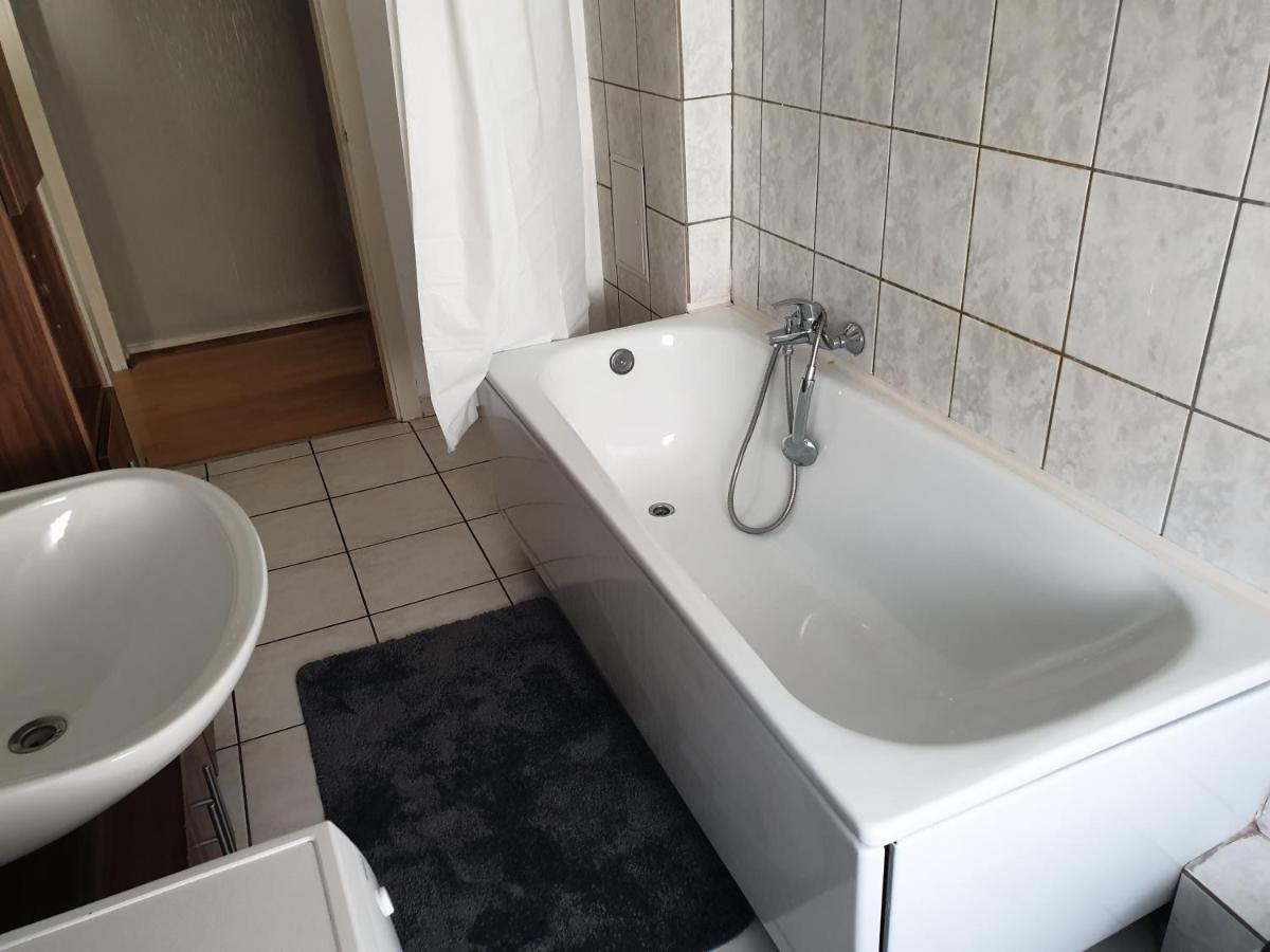 Gaestewohnung Pirmasens Eksteriør billede