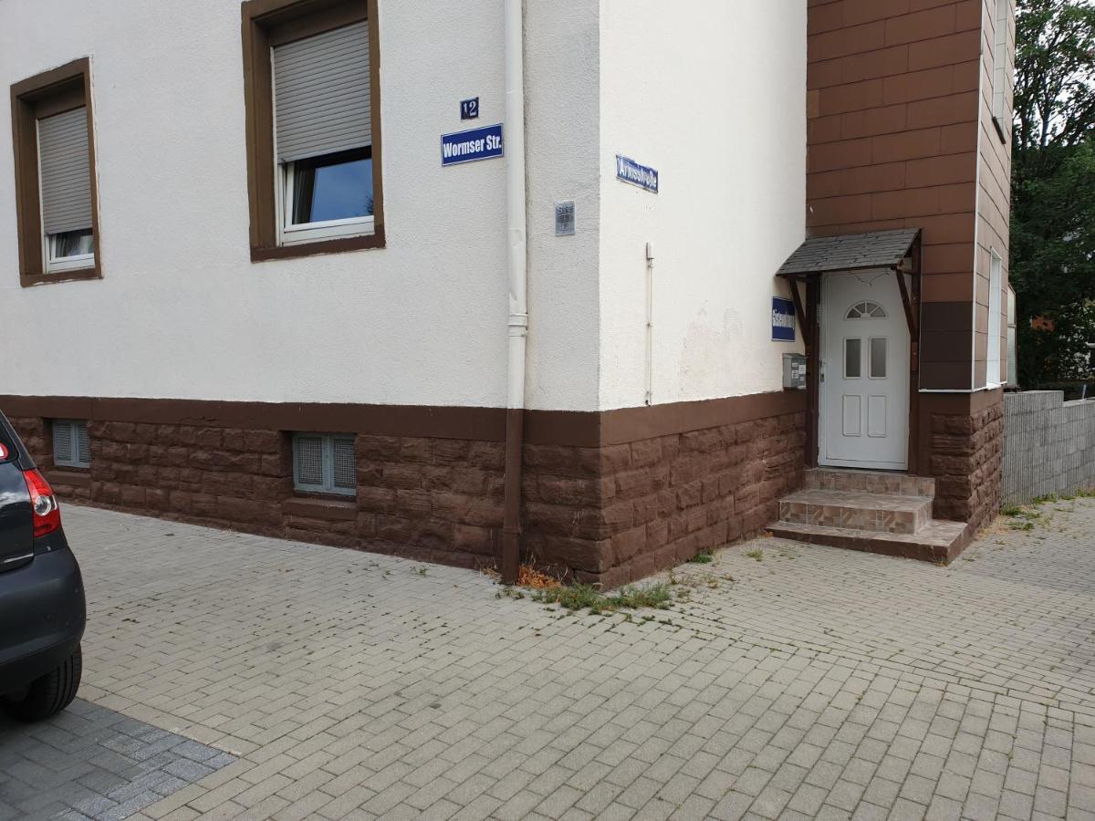 Gaestewohnung Pirmasens Eksteriør billede